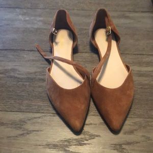 Brown colored flat shoes size 10